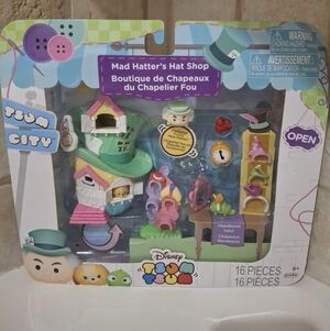 Disney Tsum Tsum Mad Hatter's Hat Shop Alice in Wonderland 16 Pc Mini Figures
